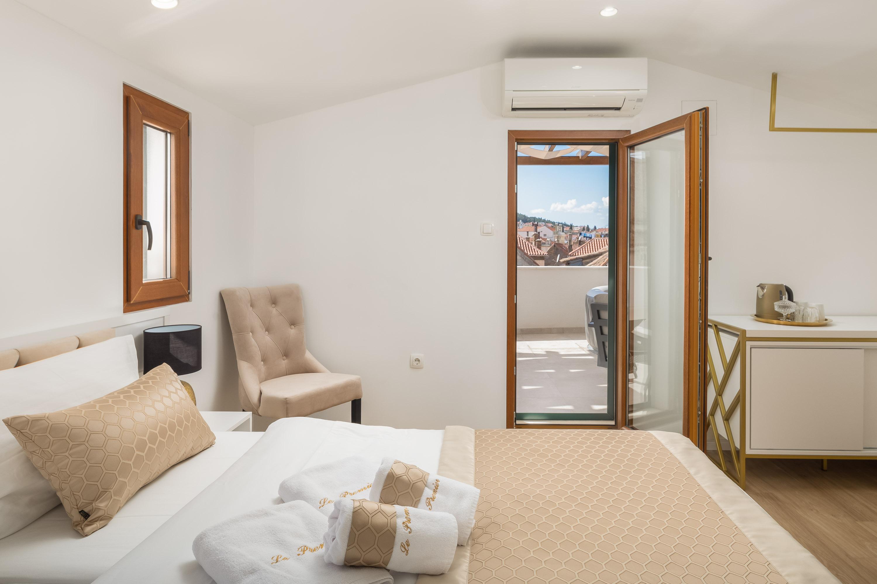 Le Premier Luxury Rooms Split Luaran gambar